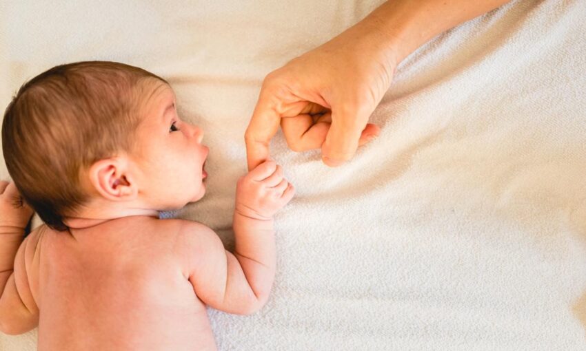 Bebé con meses